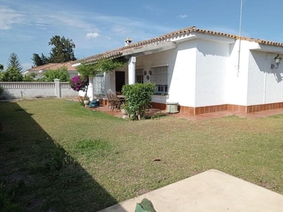 Chalet en Chiclana de la Frontera