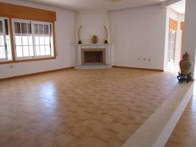 Chalet en Elche