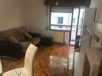 Piso en alquiler en calle Macias Picavea de 2 habitaciones con terraza y muebles