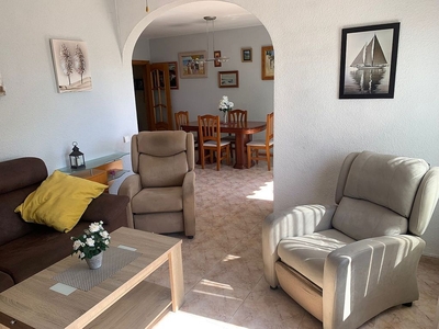 Piso en venta en Centro - Roda de Barà de 4 habitaciones con terraza y garaje