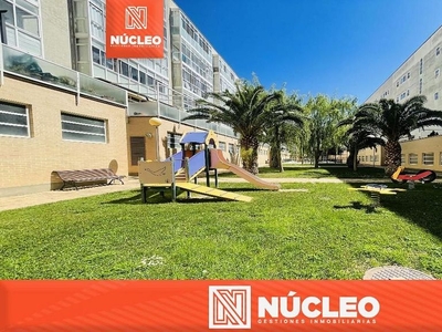 Piso en venta en Parque Goya de 4 habitaciones con terraza y piscina