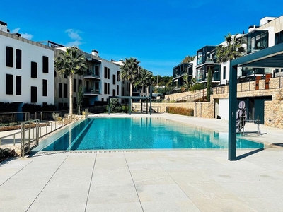 Piso en venta en Son Vida de 3 habitaciones con terraza y piscina
