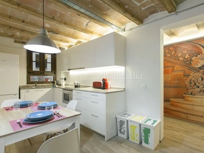 Alquiler piso compartido de habitaciones individuales amplio y luminoso en Barcelona