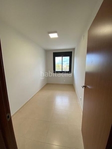 Alquiler piso con 4 habitaciones con ascensor, parking, calefacción y aire acondicionado en Tarragona