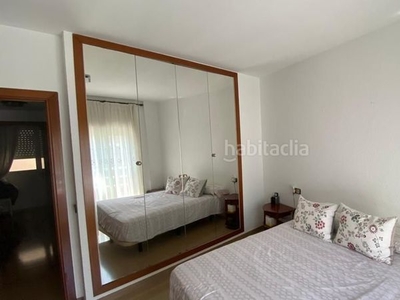 Alquiler piso en carrer francesc macià piso con 4 habitaciones amueblado con ascensor, calefacción y aire acondicionado en Badalona