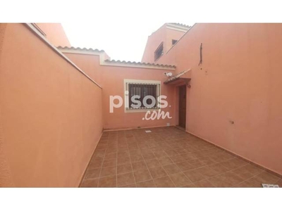 Casa adosada en venta en Burguillos