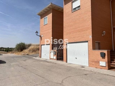 Casa adosada en venta en Calle de Aranjuez