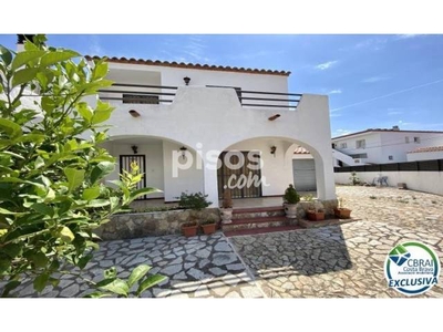 Casa en venta en Port Esportiu-Canyelles-Puig Rom