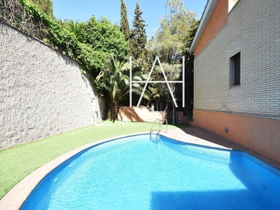 Casa en venta en Tiana, Barcelona