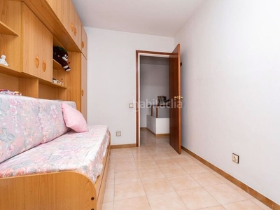 Piso dúplex de 3 habitaciones con parking en Sant Joan Baptista Sant Adrià de Besòs