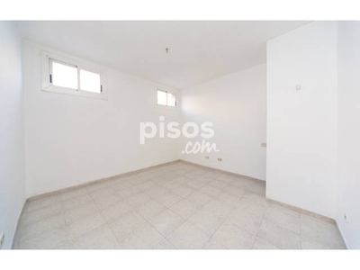 Piso en venta en Calle Santiago Rosiñol