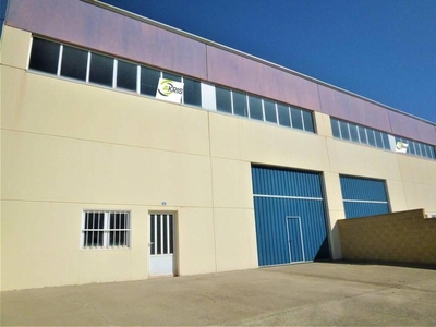 Nave Industrial en venta en Ontígola de 1260 m2