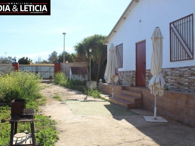 Venta Casa unifamiliar Alcalá de Guadaíra. 126 m²