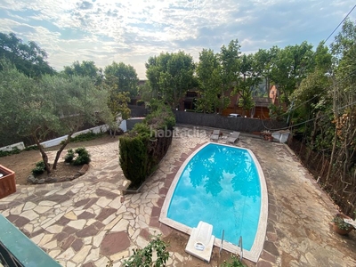 Alquiler casa con 5 habitaciones con parking, piscina, calefacción, aire acondicionado y vistas a la montaña en Sant Cugat del Vallès