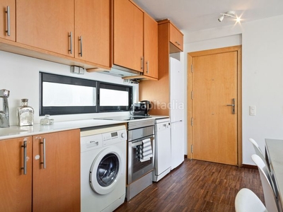 Alquiler piso apartamento para ejecutivos con terraza privada en sarrià - sant gervasi para 4 en Barcelona