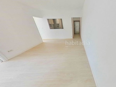Alquiler piso con 3 habitaciones en Entrevías Madrid