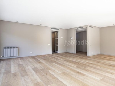 Alquiler piso en calle gaziel 36 piso con 5 habitaciones con ascensor, calefacción y aire acondicionado en Barcelona