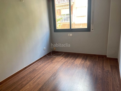 Alquiler piso vivienda de 80m2 con 3 hab y dos baños con parquet en Sant Andreu de la Barca