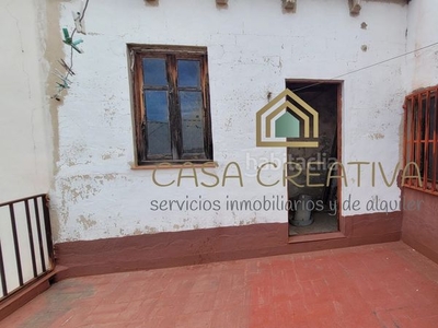 Casa con 3 habitaciones en Beniflá