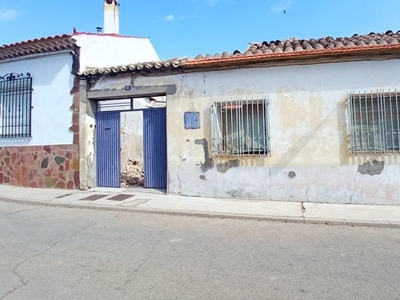 Chalet adosado en venta en Calle Chorreras 12, 13210, Villarta De San Juan (Ciudad Real)