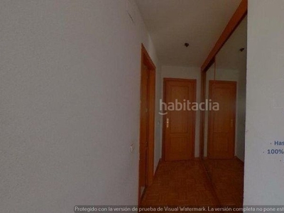 Piso con 2 habitaciones con ascensor y calefacción en Parla