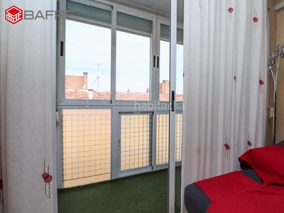 Piso con 3 habitaciones con ascensor, parking, piscina y aire acondicionado en Madrid