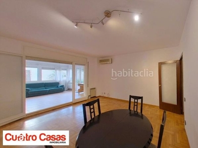 Piso con 4 habitaciones con ascensor, calefacción y aire acondicionado en Barcelona