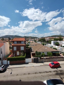 Piso en calle josep llimona 34 piso con 3 habitaciones con ascensor en Sant Pere de Ribes
