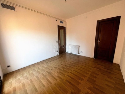 Piso hermoso piso en venta en av. el carrilet de Sant Josep en Hospitalet de Llobregat (L´)
