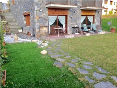 Venta de estudio en Molló con terraza y jardín