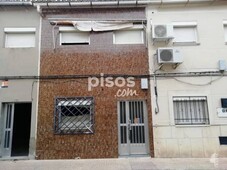 Casa adosada en venta en Cáceres en Río Tinto-Aldea Moret-La Cañada por 35.000 €