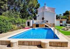 Acogedora villa con piscina privada