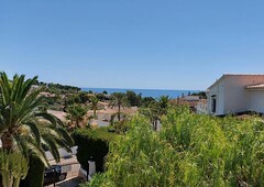 Bonita villa con vista al mar, piscina, mar a 600m