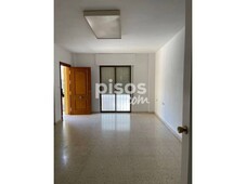 Piso en venta en Avenida-Plaza del Caballo-Divina Pastora-Plaza Tor en Centro por 115.000 €