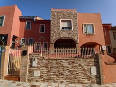 Venta Casa adosada Fuengirola. Con terraza 203 m²