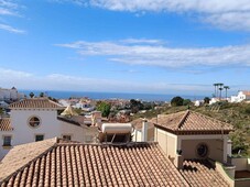 Venta Casa adosada en Calle Flamenco 7 Nerja. Buen estado plaza de aparcamiento con balcón 200 m²