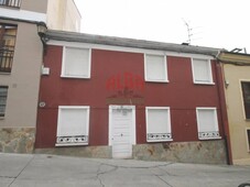 Venta Casa adosada Ribadeo. 102 m²