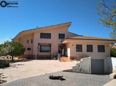 Venta Casa unifamiliar Albacete. 285 m²