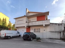 Venta Casa unifamiliar en C/ Santa Teresa De JesÚs 6 Torrelavega. A reformar con terraza 281 m²