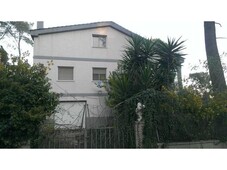 Venta Casa unifamiliar en Calle Formentera 3 Sant Pere de Vilamajor. A reformar con terraza 284 m²