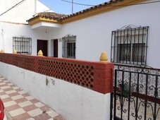 Venta Casa unifamiliar en Calle Juan Ramon Jimenez Los Barrios. A reformar 75 m²