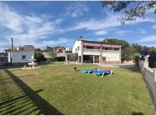 Venta Casa unifamiliar en Calle pla del estany Caldes de Malavella. Buen estado con terraza 252 m²