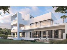 Venta Casa unifamiliar en Urbanización LOS PEÑONES Benalmádena. Buen estado con terraza 376 m²