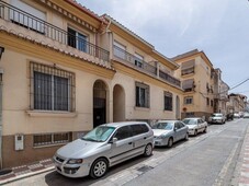Venta Casa unifamiliar La Zubia. Con balcón 176 m²