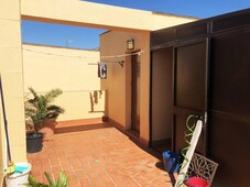 Venta Casa unifamiliar Los Barrios. Con terraza 97 m²