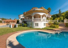 Venta Chalet Benalmádena. 400 m²