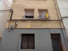 Venta Chalet en Calle Fragua Quel. Con balcón 300 m²