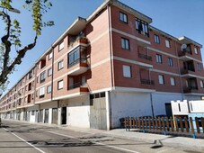 Venta Piso Ciudad Rodrigo. Piso de tres habitaciones en Calle HERMANOS GARCIA CARRAFA 25. Buen estado tercera planta con terraza