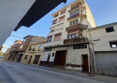 Venta Piso Peralta - Azkoien. Piso de tres habitaciones en Calle Rio. Cuarta planta