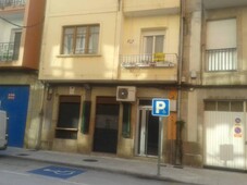 Venta Piso Vilagarcía de Arousa. Piso de tres habitaciones en Calle VISTA ALEGRE. A reformar primera planta con terraza